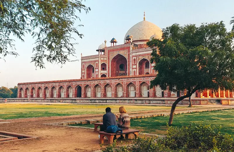 Explore Delhi on a Full Day Guided Tour