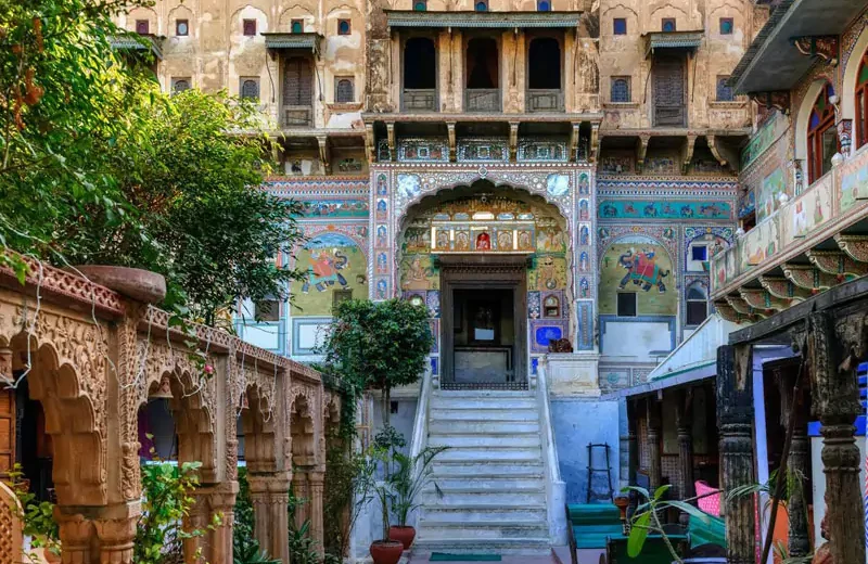 Golden Triangle Tour with Mandawa