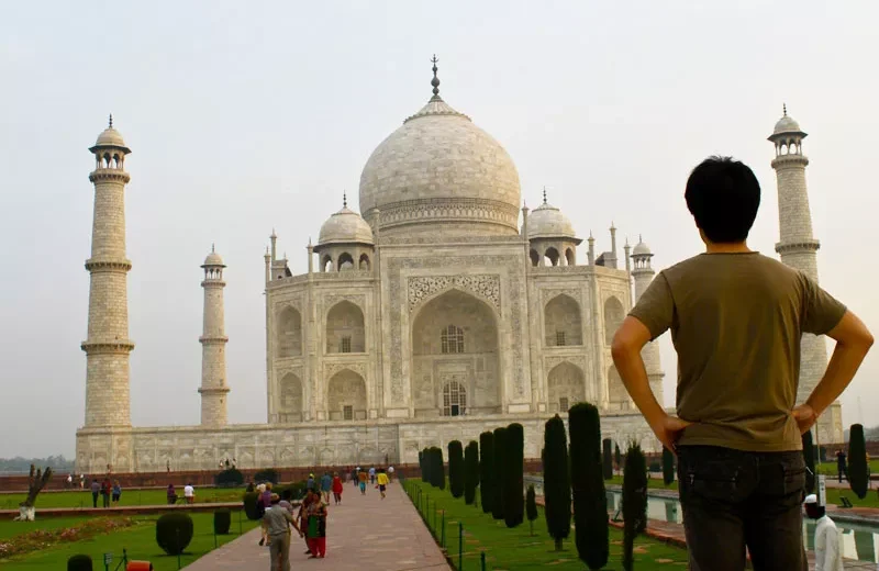 Best Places to See and Things to Do in Agra