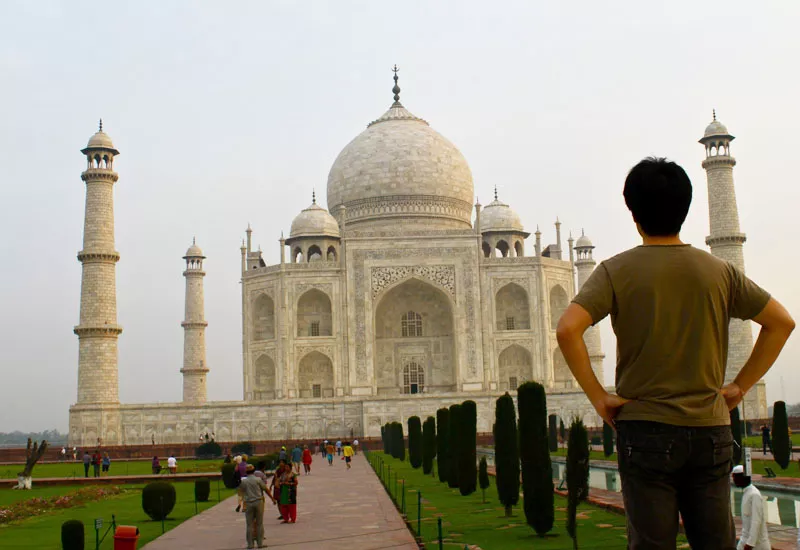 Best Places to See and Things to Do in Agra