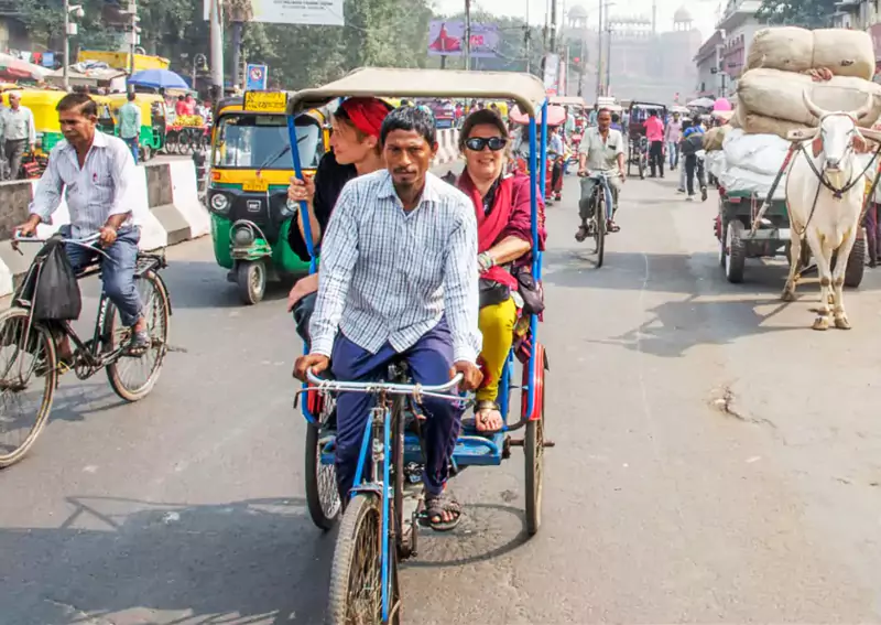 Old Delhi Heritage Walk with Rickshaw Ride
