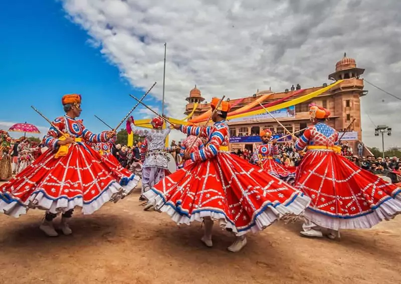 Golden Triangle Tour with Bikaner Camel Festival